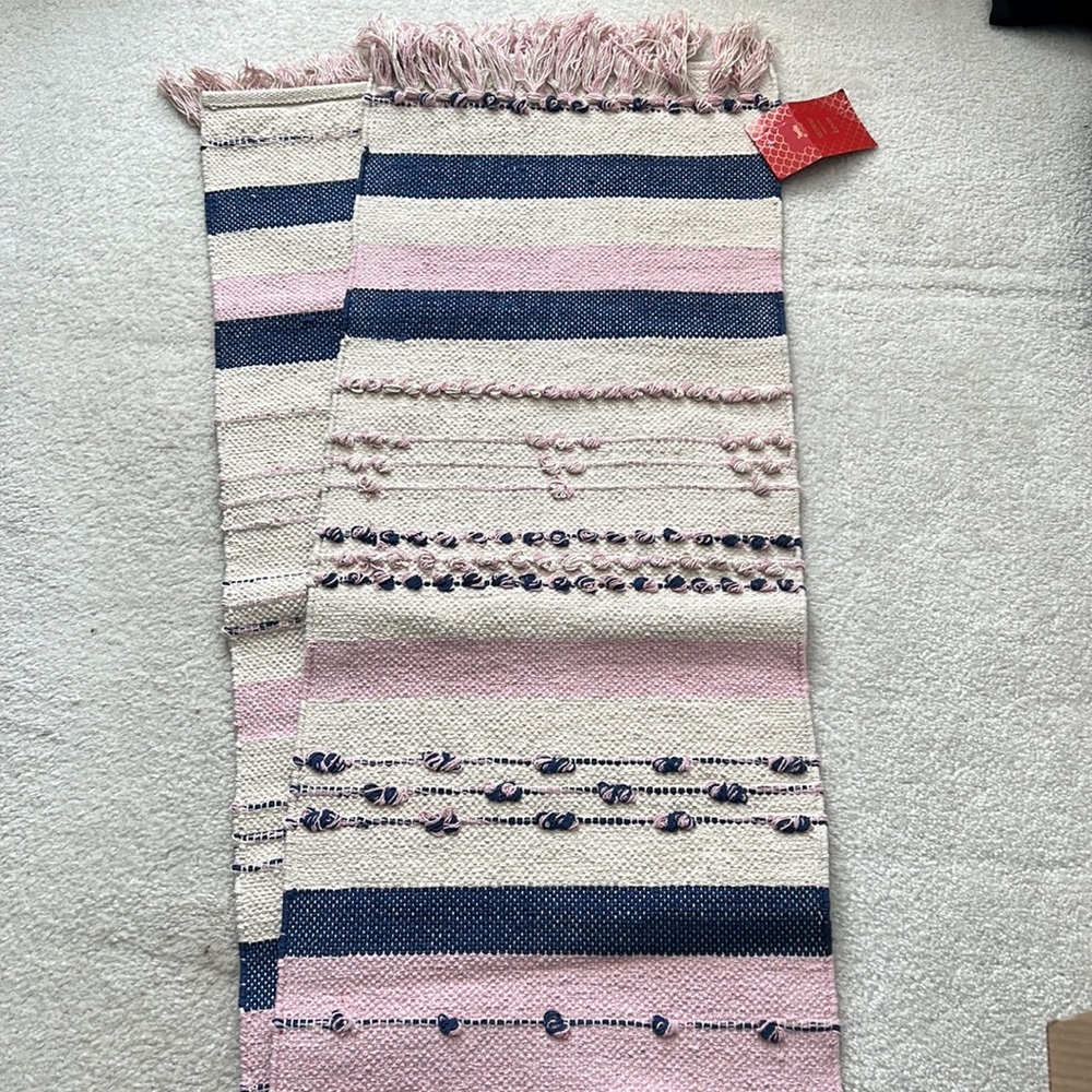Kevia table or floor accent runner rug
